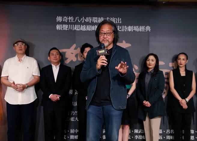 导演赖声川剧场作品《如梦之梦》，施展剧场魔法，演出长达8小时，今年12月将在台北重演。（陈怡诚摄）