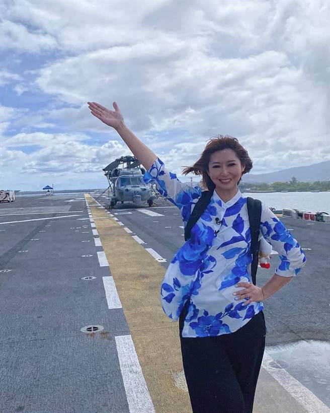 陈莹团队是首批获邀随着林肯号航空母舰出海军演的国际媒体。（东森提供）