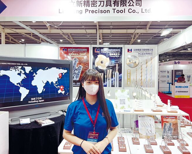 立新精密刀具在此次台中自动化展展出一系列钨钢钻头及铣刀。图／业者提供
