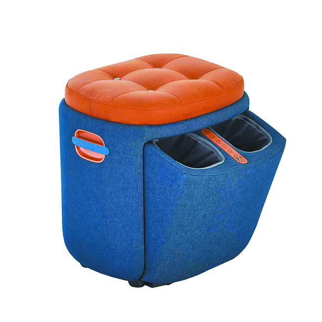 PChome 24h购物的FUJI爱摩凳科技布款，原价1万6800元，特价1万2800元，下单再抽石头扫拖机器人。（PChome 24h购物提供）