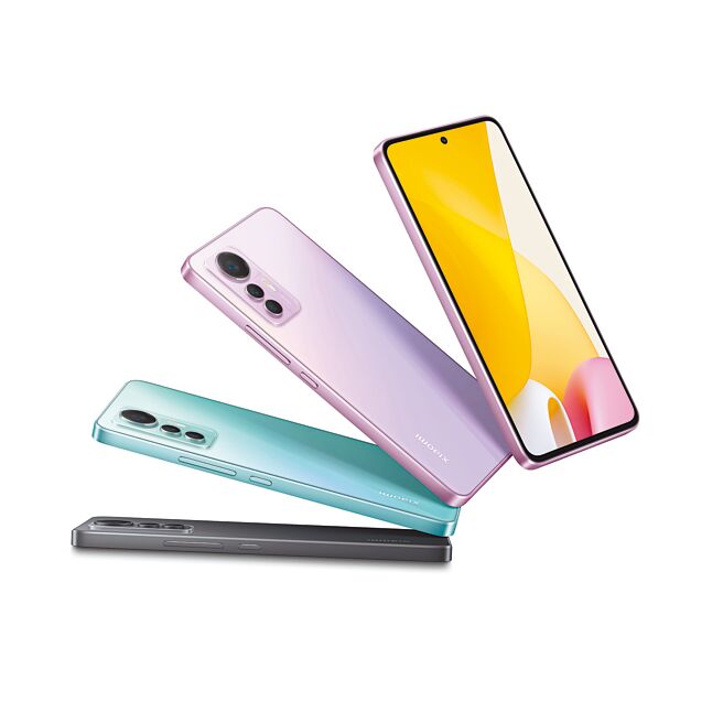 Xiaomi 12 Lite共推出轻潮绿、轻潮粉、质感黑 3色，8GB＋256GB，定价1万3999元。（小米提供）