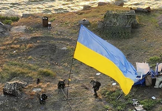 烏克蘭奪回蛇島 原來背後有幫手