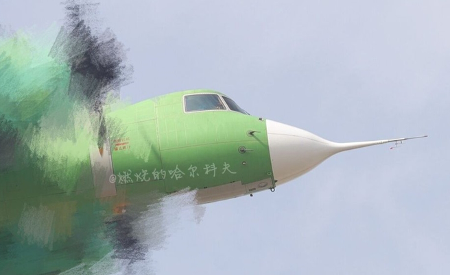 社群媒体上疯传的中方空警-600舰载预警机机头清晰照。（微博）