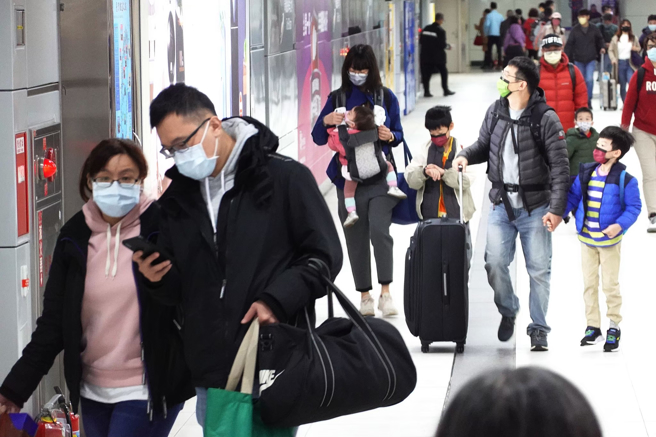 高雄造船厂BA.5群聚又增4确诊，首例感染源仍不明。（图／示意图，记者姚志平摄影）