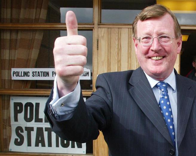 譽為「北愛爾蘭和平締造者」的北愛前首席部長崔波去世，他的奔走與努力，終於解除英國與北愛長達80年的矛盾。(圖/美聯社)