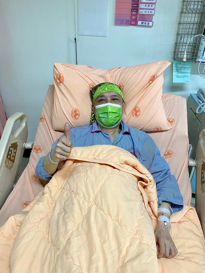 余祥銓分享爸爸目前近況照片。（圖／翻攝自余祥銓Ken臉書）