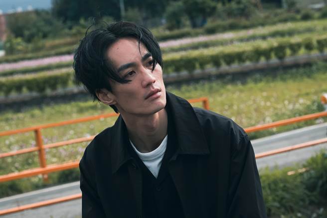 李英宏在《走过爱的蛮荒》面临生命与感情课题。（MyVideo提供）