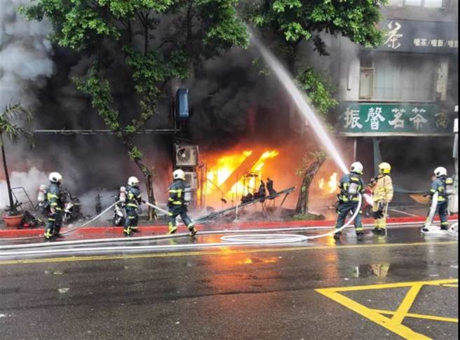 与庙公债务纠纷，男花1万元找人放火烧四面佛，最后判刑出炉。(中时资料库)