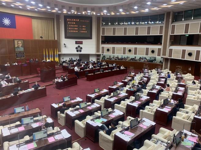台北市议会下午举行大会。（黄婉婷摄）