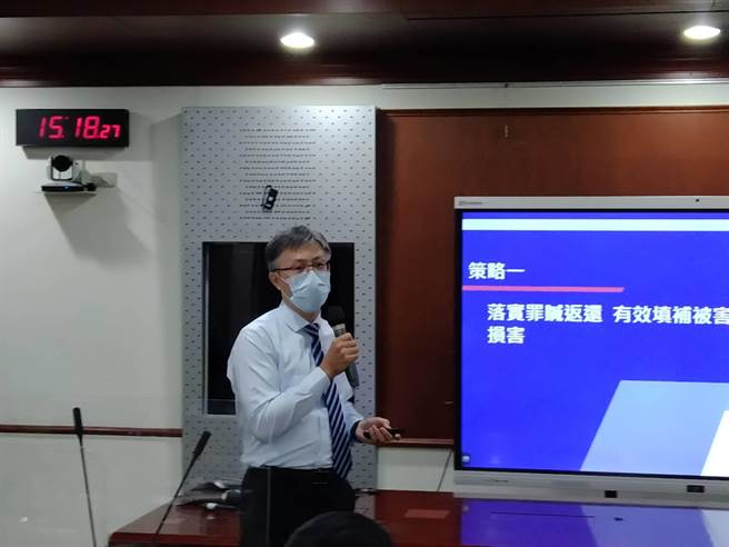 台中地检署主任检察官陈信郎（陈志贤摄）