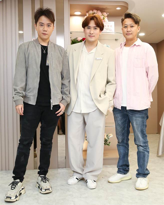 沈建宏投资的馥俪医美诊所开幕，「元气G-Boys」再合体。（陈俊吉摄）