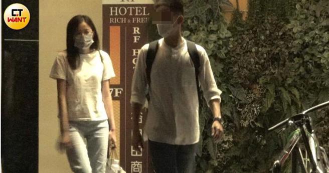 王乃伃被拍到与平头男关系匪浅，两人在有商旅的大楼待了2小时。（图／时报周刊提供）