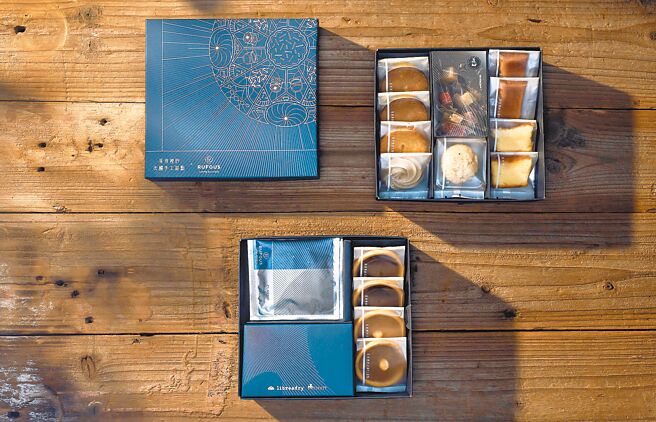 10款甜品搭4款咖啡的中秋双层顶级礼盒，2750元。（深夜里的法国手工甜点提供）