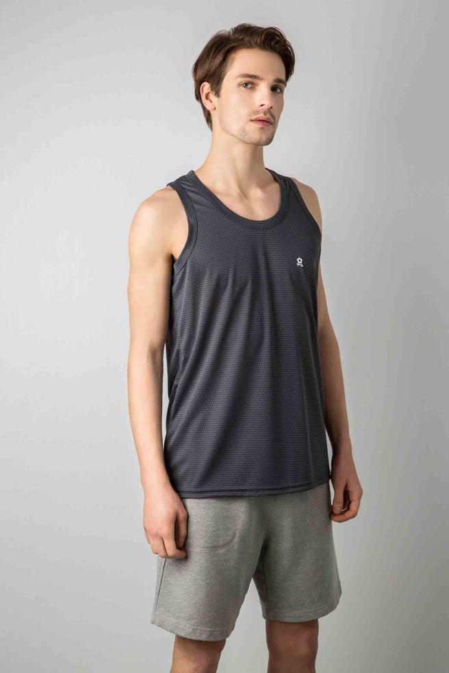 MONTAGUT夢特嬌抗暑涼感內著，特價499元起。（MONTAGUT夢特嬌提供）