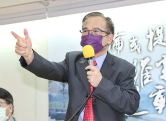 蘇煥智宣布參選台北市長 痛批執政黨「提名抄襲者舉黨被迫硬拗」