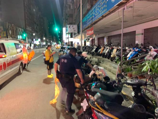 陈女29日凌晨坠楼，虽紧急送至医院急救，仍在急救1小时后伤重不治，死因警方正在厘清当中。（翻摄照片／崔正纲高雄传真）