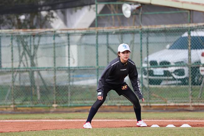 「體壇周子瑜」姜巧文深受觀眾喜愛。（巨宸、民視提供）