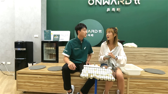 江宏杰与大元（右）私下交情不错。（台视提供）