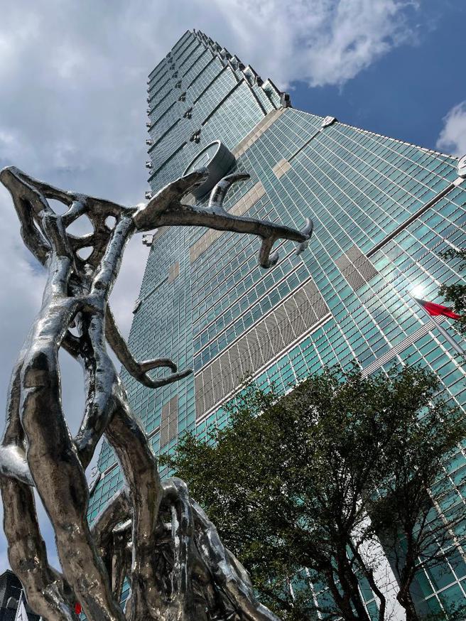 （台北市官方版「辦公樓王」出爐！「台北101」暌違三年以每坪月租5,000元改寫辦公單價新高。圖／蔡惠芳）