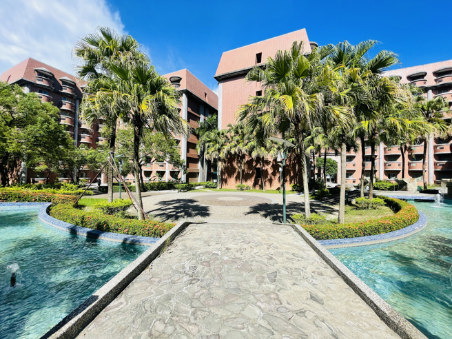 義守大學渡假風五星宿舍，寧靜慢活的氛圍，學習不受打擾。(照片/義守大學提供)