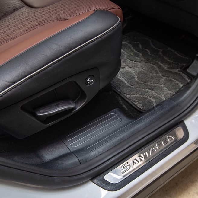 第三排便利进出设计。（陈大任摄）