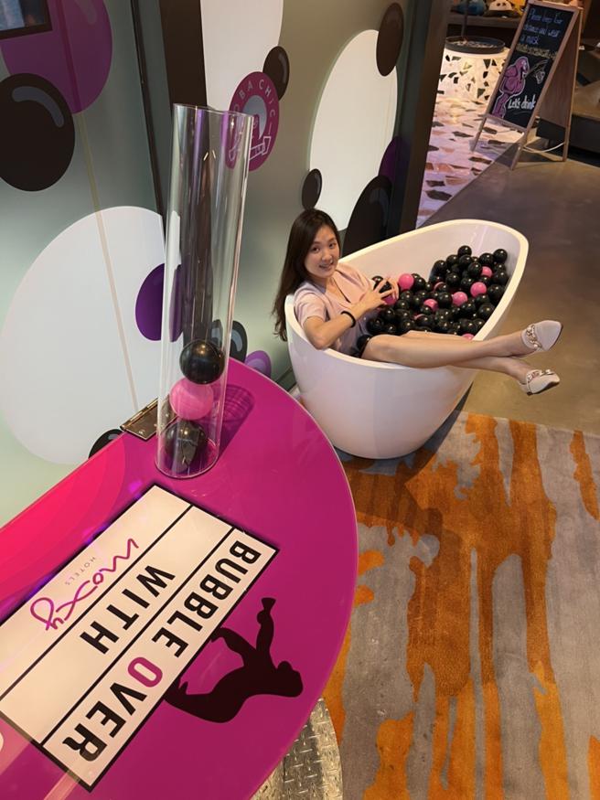 台中豐邑Moxy酒店在暑假期間打造全台首創「珍珠奶茶節」。（台中豐邑Moxy酒店提供）
