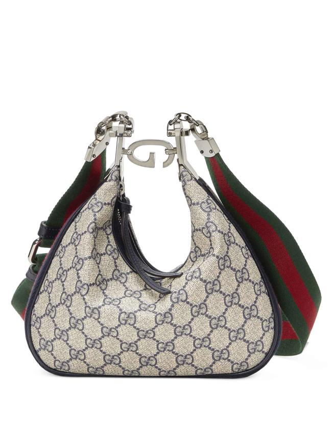 Gucci Attache 小號藍色GG緹花肩背提包，8萬200元。（Gucci 提供）