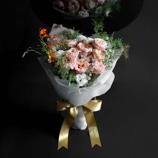 天鵝座 Cygnus，3500元。（honeyDANIELS Florist丹尼爾花藝提供）