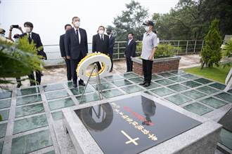 日本國會議員赴五指山弔唁李前總統 林佳龍陪同