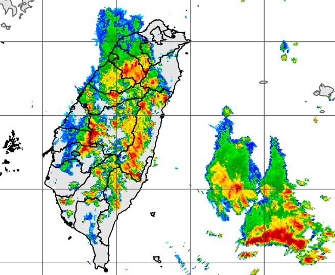 午後對流發展，氣象局發布豪、大雨特報。（中央氣象局提供）