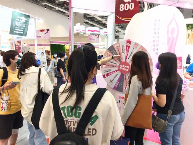 日商JELLICE杰乐生技7月28日至7月31日，参与南港展览馆亚洲生技大展。图为去年盛况。（柯宗纬翻摄）