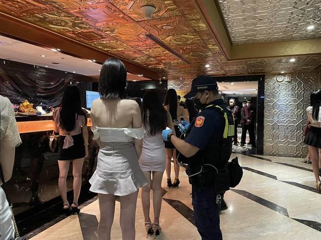 擴大臨檢目標鎖定幫派圍事或投資經營的場所，及易引發聚眾鬥毆等治安顧慮場所。(翻攝照片／林郁平台北傳真）