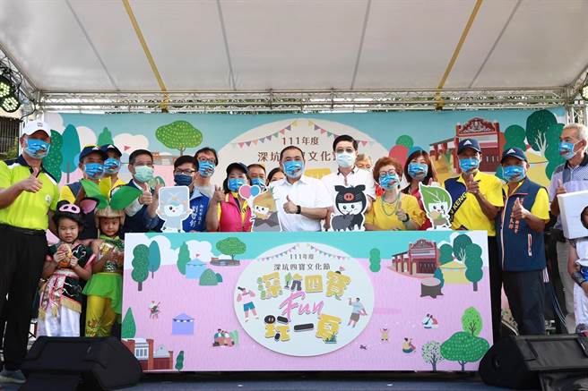 新北市長侯友宜今出席111年新北市深坑四寶文化節。（中視提供）