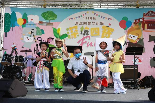 新北市長侯友宜今出席111年新北市深坑四寶文化節。（中視提供）