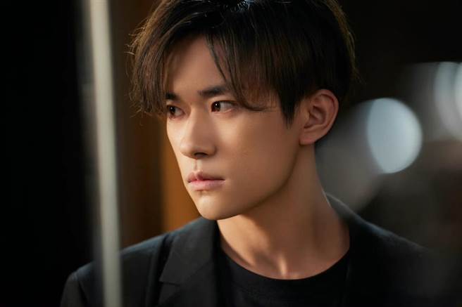 易烊千璽近日身陷「特權風波」。（摘自微博）