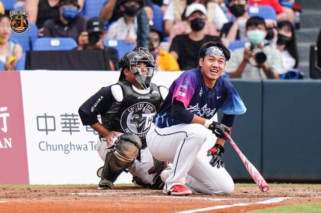 统一狮林子豪以9轰拿下全垒打大赛冠军。（统一狮提供）