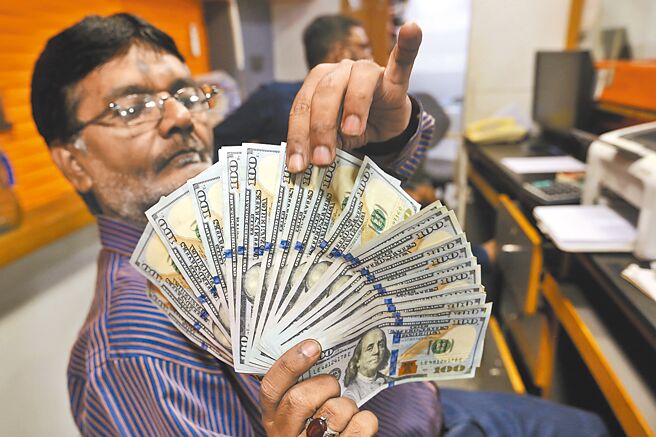 巴基斯坦申請紓困圖╱美聯社