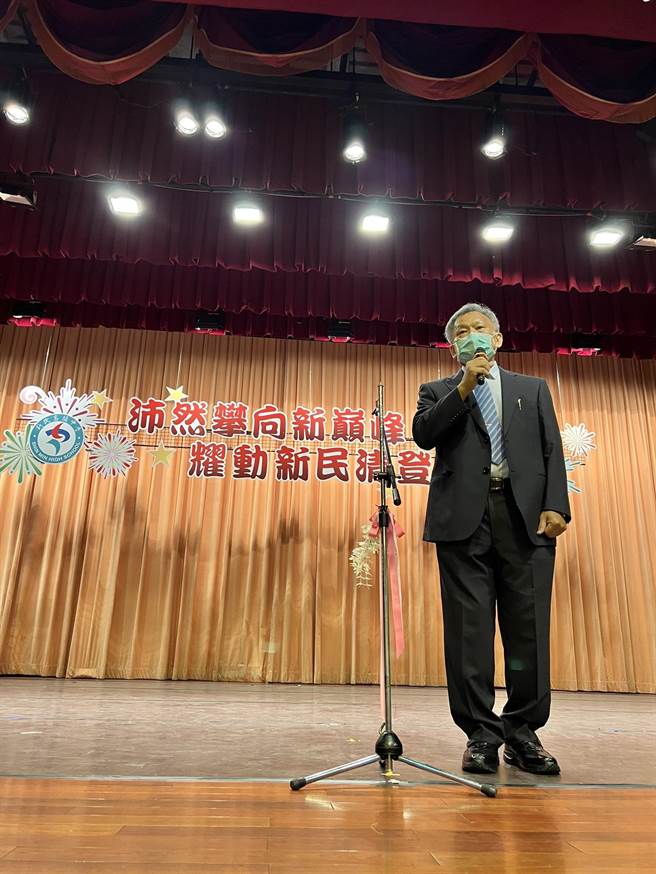 新民高中新任校长王沛清有经营国、高中的丰富经验与绩效，未来带领新民高中发展教育特色。（新民高中提供／张妍溱台中传真）