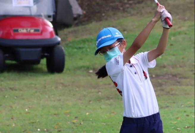 台灣高爾夫史上首場東區C、D組月賽在花蓮登場，楊喻丞98桿在女子D組暫居第一。（中華高協提供）