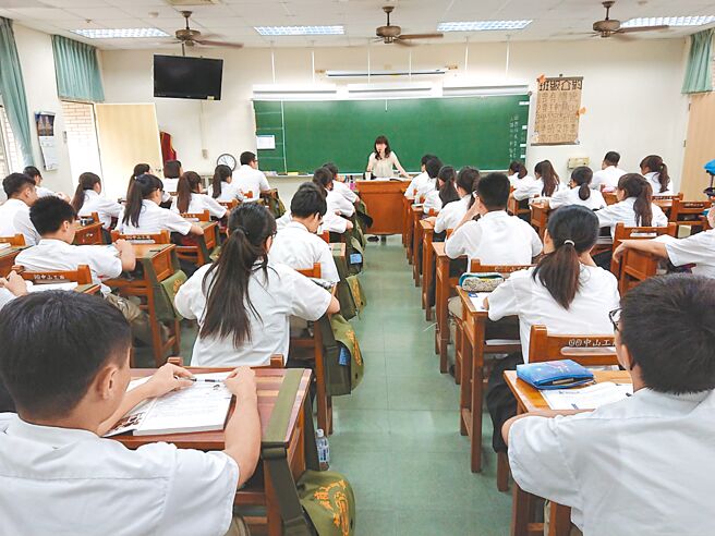 经由大量的产学合作，让学校的课程与教师的成长可真正切合产业需要。图／本报资料照片