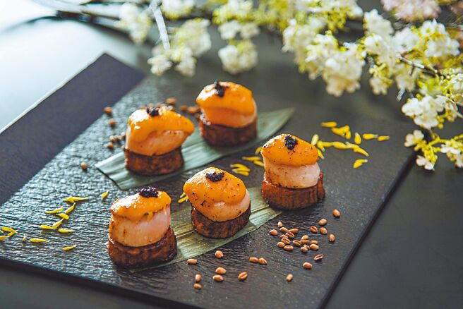 桃花林由传统菜谱极致雕琢，8月经典菜色全面8折飨客。图片提供大仓久和大饭店