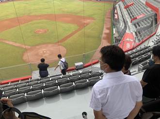新竹市立棒球場轉播平台改善 市府邀轉播單位會勘