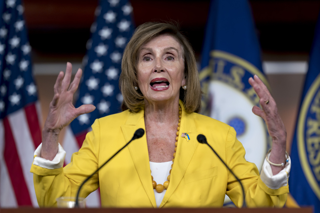 In mainland China, which has been disturbed by the epidemic and the economic downturn, it now needs an obvious enemy. In addition to launching military exercises to launch a large number of artillery shells, the media must also have a target that can be criticized. At this time, Pelosi just hit the muzzle of the gun, and it was also the situation.  (Photo / Associated Press)