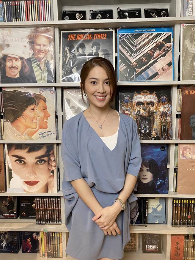 许蓝方自爆曾在看A片时犯职业病。（17LIVE提供）