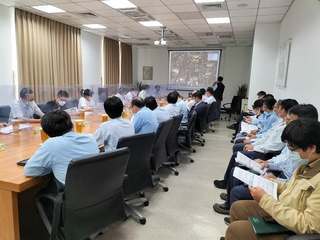 云林县麦寮乡六轻工业区加强PM2.5监测，申请手动监测提升为自动监测。（云林离岛工业区服务中心提供／张朝欣云林传真）