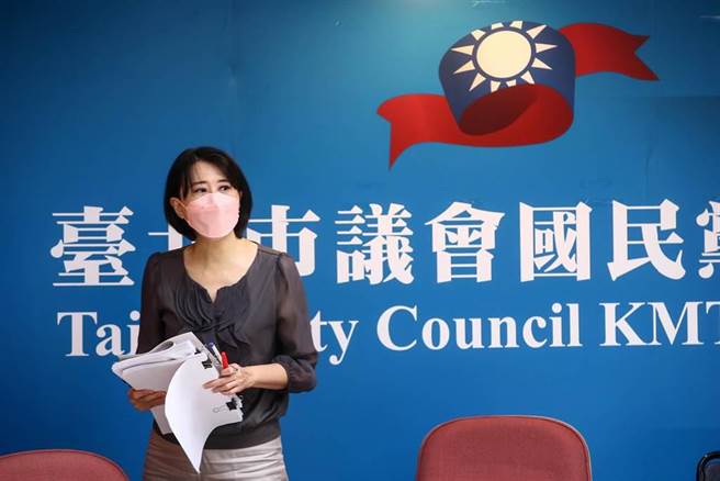 台北市议员王鸿薇在脸书PO文表示，国民党比林智坚光明磊落，狠甩林智坚不止一条街。（本报资料照）