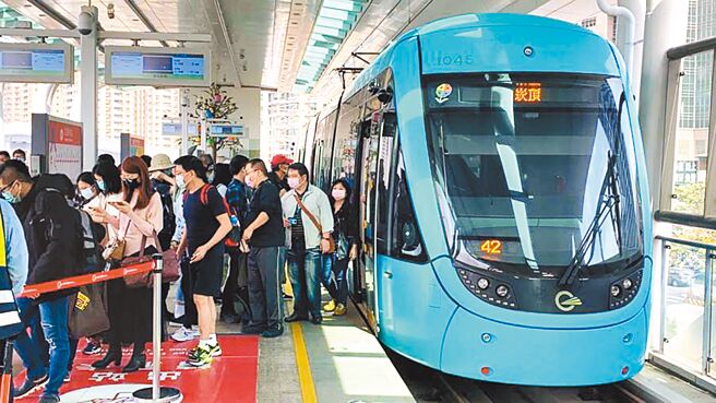 淡海轻轨运量不如预期，新北捷运公司全力衝刺运量。（新北捷运公司提供／叶德正新北传真）