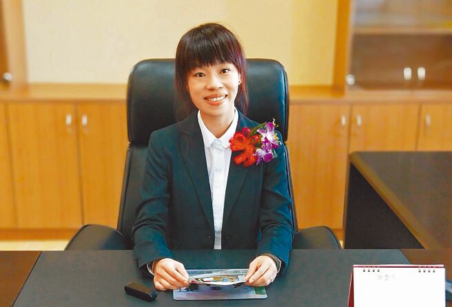 嘉义县朴子市长吴品叡形象清新，3年多来勤走基层，民意支持度高，年底寻求连任面对绿营强势挑战。（吴品叡提供／吕妍庭嘉义传真）