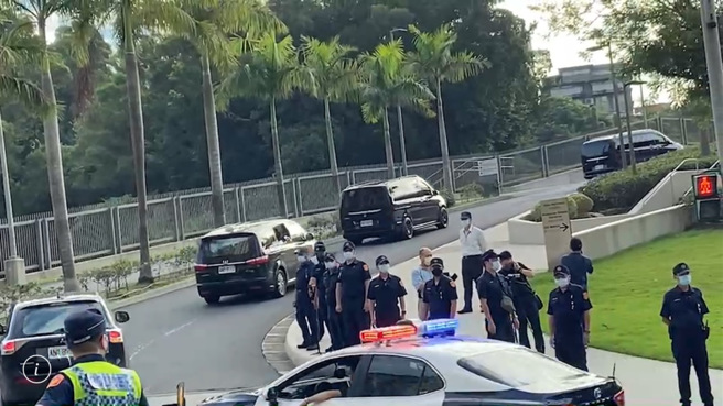 裴洛西今早抵達AIT。(讀者提供)