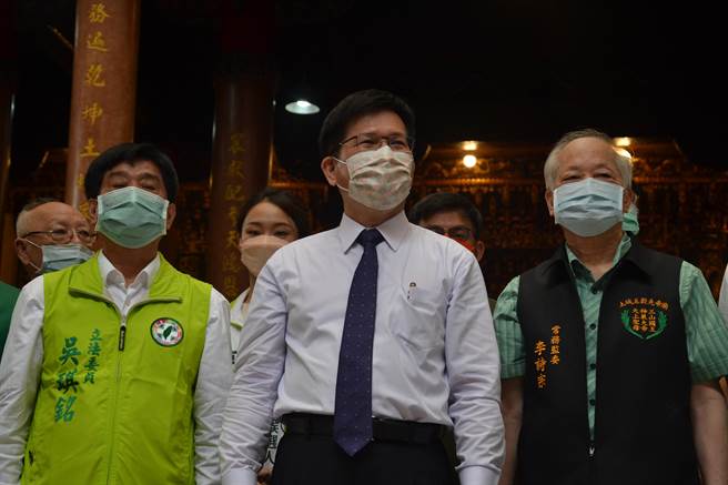 侯友宜近期回应，请林好好了解新北这几年的成长，并称「时机到了，该辩论就辩论」。对此，林佳龙今表示，这就是拖延战术。（蔡雯如摄）